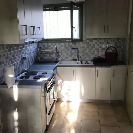 Stone-paved Family Heaven