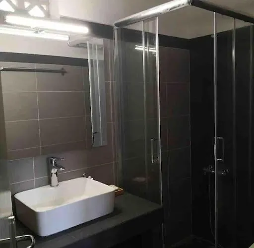 Stone-paved Family Heaven Hébergement de vacances Katakolo